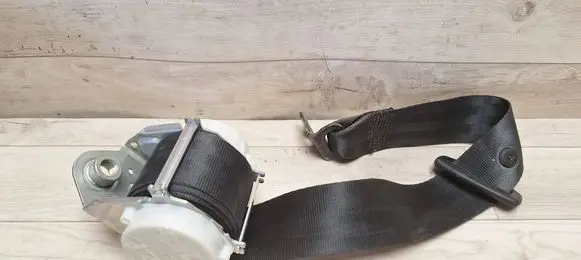 Volkswagen PASSAT B6 Rear seatbelt 3C9857806G YD40324208R 34052244