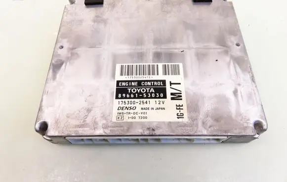Lexus IS 200-300 Engine control unit/module 1753002541 8966153030