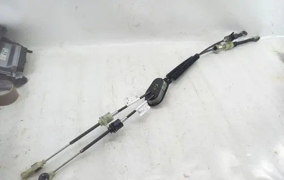 Dacia Sandero III Gear shift cable linkage 349351390R