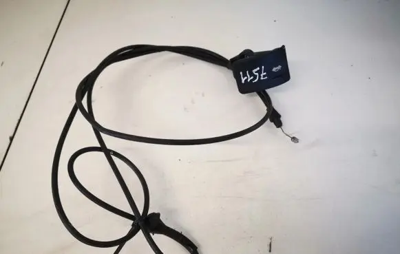 Dodge Caliber Engine bonnet (hood) release handle