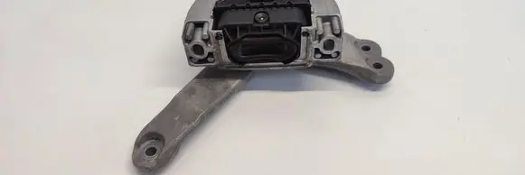 Engine mounting bracket