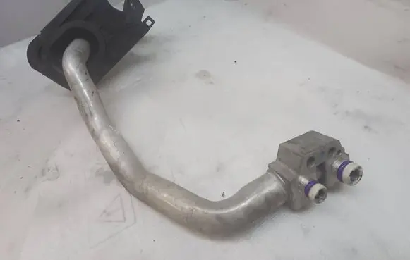 Audi A6 Allroad C7 Air conditioning (A/C) pipe/hose 4G1260712F