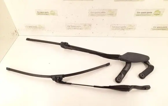 Mercedes-Benz E W211 Front wiper blade arm 2118201244 A2118201244