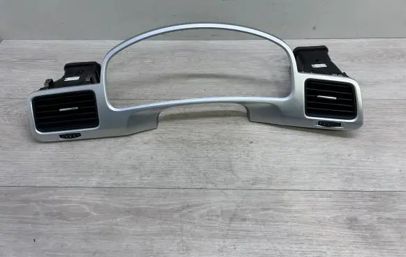 Dashboard trim