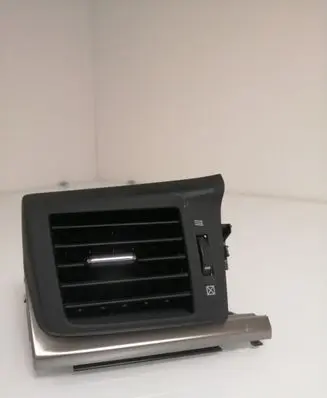 Lexus CT 200H Cabin air duct channel 556507601040 5566176010