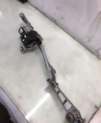Mercedes-Benz EQA Front wiper linkage and motor A2478201503