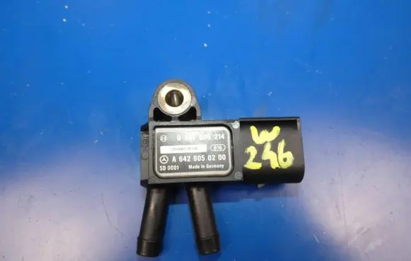 Mercedes-Benz B W246 W242 Exhaust gas pressure sensor A6429050200 0281006214 120608T0438E