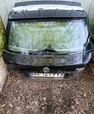Skoda Fabia Mk2 (5J) Rear windscreen/windshield window 