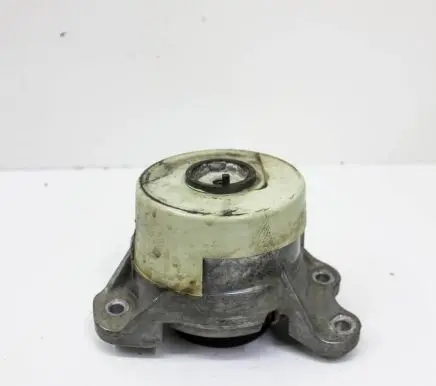 Mercedes-Benz GLC X253 C253 Engine mount bracket A2532401100