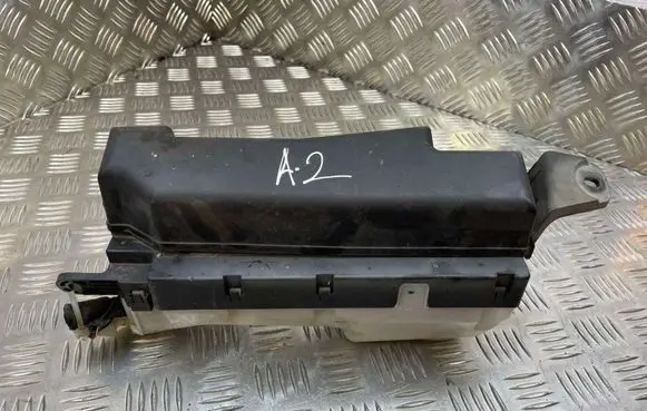Toyota Corolla E120 E130 Fuse box set