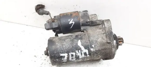 Volkswagen Golf IV Starter motor 3840