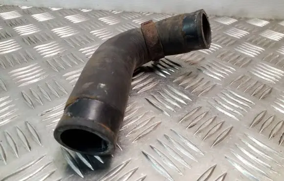 Hyundai Santa Fe Engine coolant pipe/hose