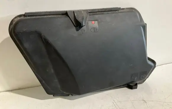 Mercedes-Benz E W211 Fuse box cover A2115400182 08511050 557981