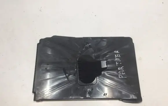 Peugeot Partner Other interior part 9817230480