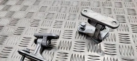 Front door hinge set