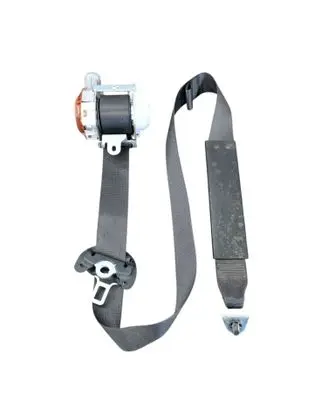 Rear seatbelt