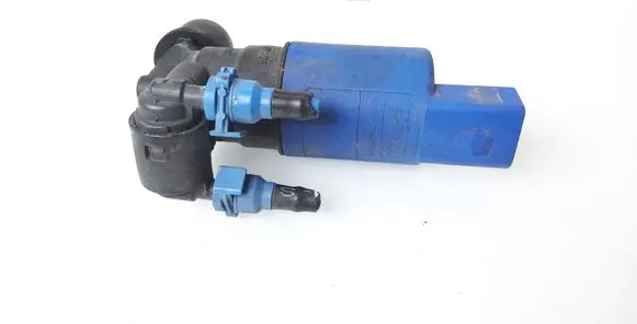 Ford C-MAX II Windshield washer spray nozzle AV6113K082AA