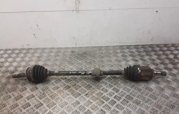 Toyota Yaris Front driveshaft 