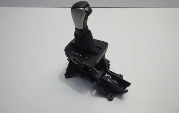 Suzuki SX4 S-Cross Gear shifter/selector 75G413