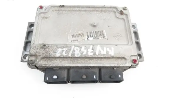 Peugeot 307 Engine control unit/module 16710064 IAW6LP201 9654722780