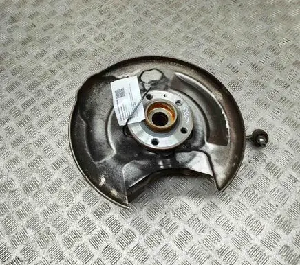 Volvo XC60 Rear wheel hub 32395005 32217287