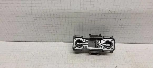 Seat Leon (1M) Tail light bulb cover holder 1M6945259