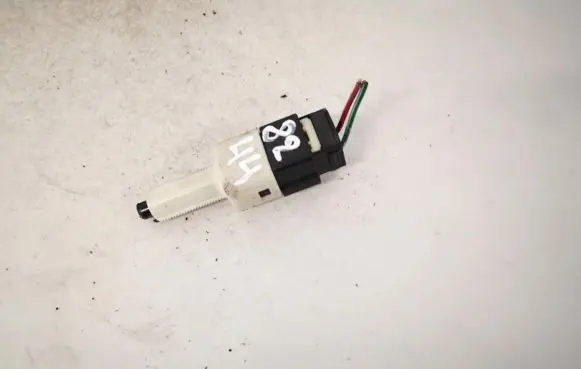 Toyota Avensis T250 Brake pedal sensor switch