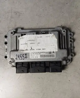 Citroen C4 I Engine control unit/module 9665415880