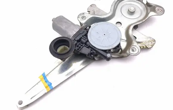 Lexus IS 220D-250-350 Rear door window regulator with motor 8571058010 0620401760