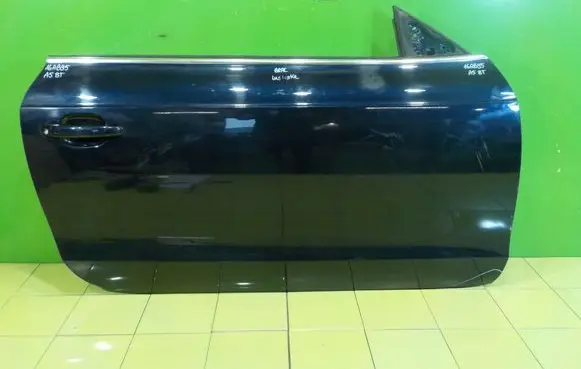 Audi A5 8T 8F Front door PRZOD PRAWE