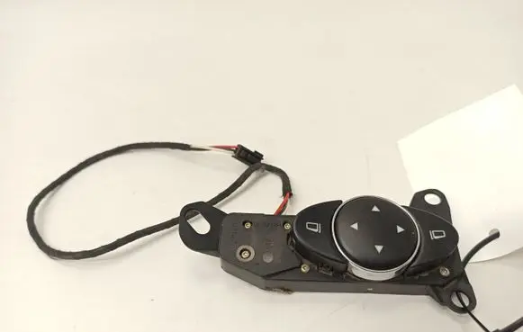 Mercedes-Benz E W211 Wing mirror switch 2118208310