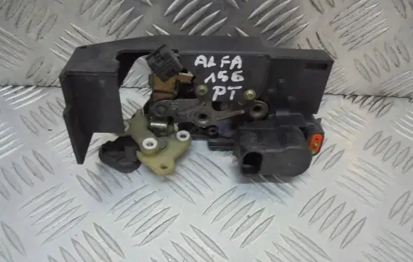 Alfa Romeo 156 Rear door lock