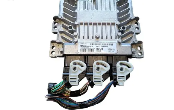 Ford Focus Engine control unit/module 7M5112A650BCB 5WS40778BT