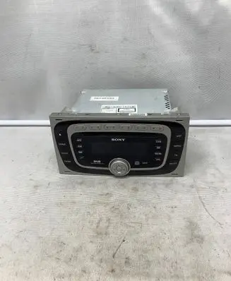 Ford Kuga I Radio/CD/DVD/GPS head unit 8V4T18C939 10R023938