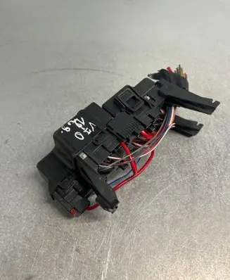 Volvo V70 Fuse box set DPN13800159HWB
