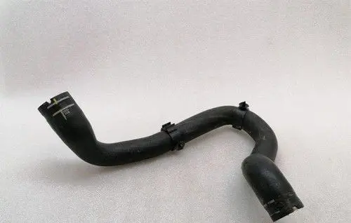 Ferrari Purosangue Oil cooling pipe