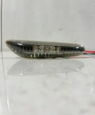 BMW X3 E83 Front fender indicator light