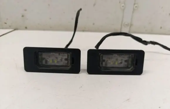 BMW 2 F44 Number plate light 9481841