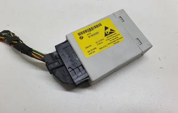 BMW 5 E60 E61 Center console control module 9183233 28137346