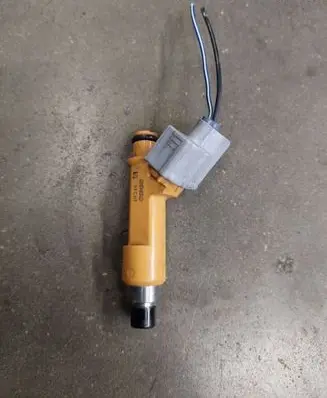 Nissan Pixo Fuel injector 008092614