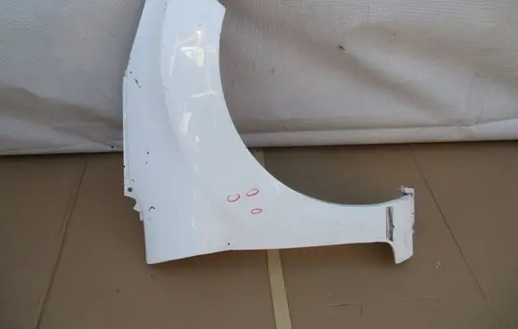 Ford Fiesta Fender C1BB-A16015-AA