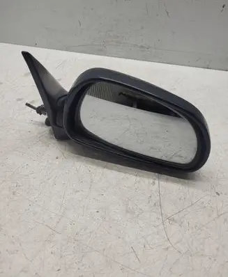 Mazda 626 Manual wing mirror E13010519