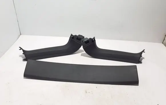 Audi A5 Tailgate trim 8B9867606