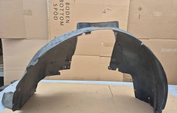 Volkswagen Multivan T5 Front wheel arch liner splash guards 7E0809961