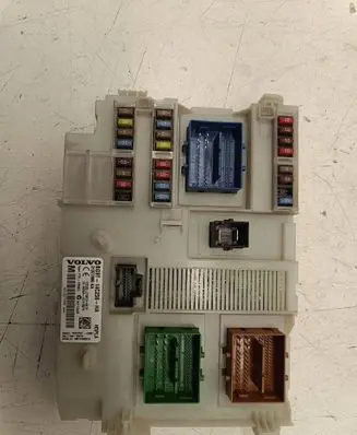Volvo XC60 Fuse module BG9T14C256HA 31327995AA 3659AF01125TP