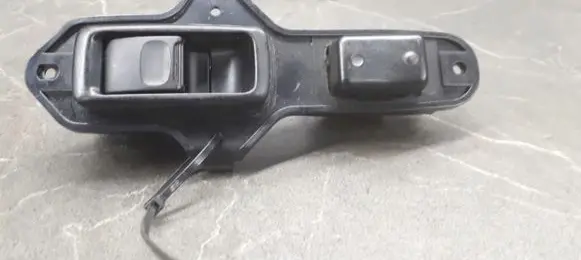 Lexus GS 300 350 430 450H Quarter vent window switch 74233-30080
