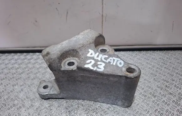 Fiat Ducato Engine mounting bracket 504105914