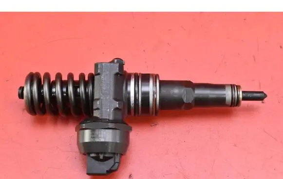 Volkswagen Sharan Fuel injector 038130073AK