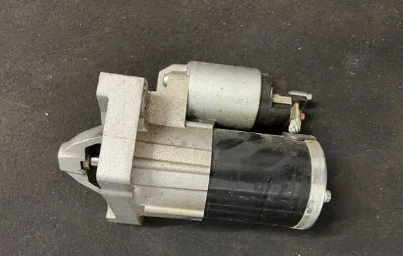 Mercedes-Benz A W177 Starter motor A6089060100