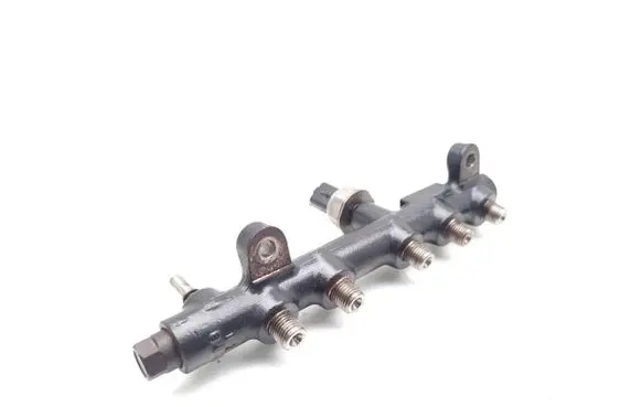 Fuel main line pipe